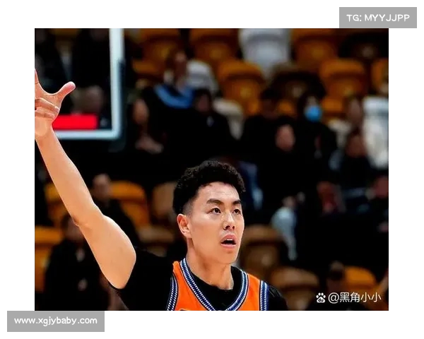 CBA:新疆男篮再度证明实力,轻松击败上海 CBA:新疆男篮再度证明实力,轻松击败上海